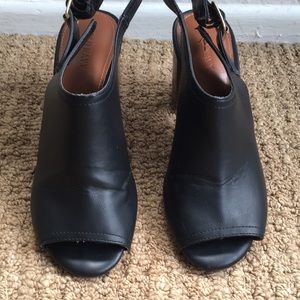 GUC Old Navy Black Heeled Peek A Boo Sandal Boots